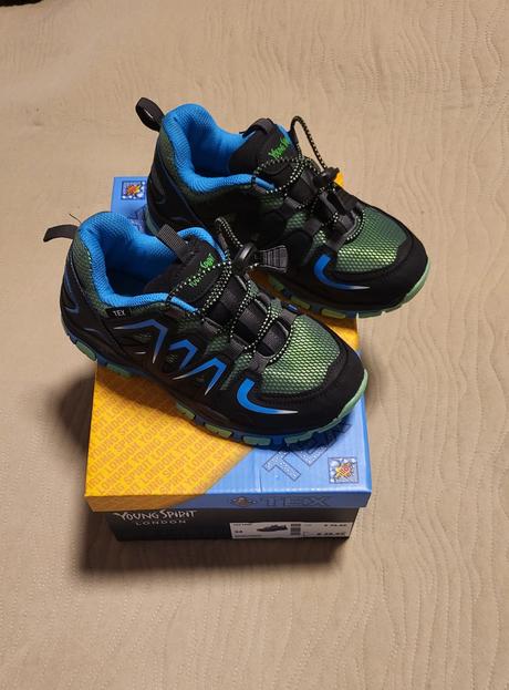 Tenisky velk. 34, young spirit,34