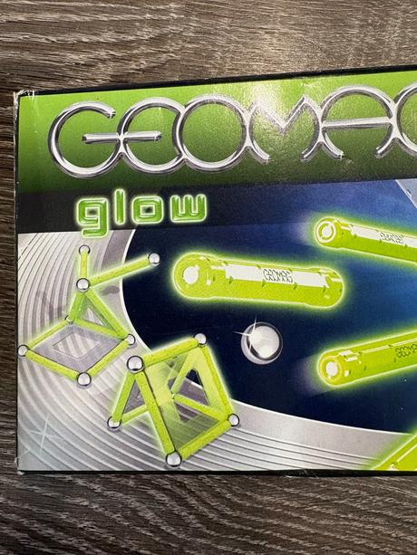 Geomag- magneticka svietiaca stavebnica, 