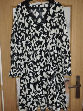 Dámske šaty, 42