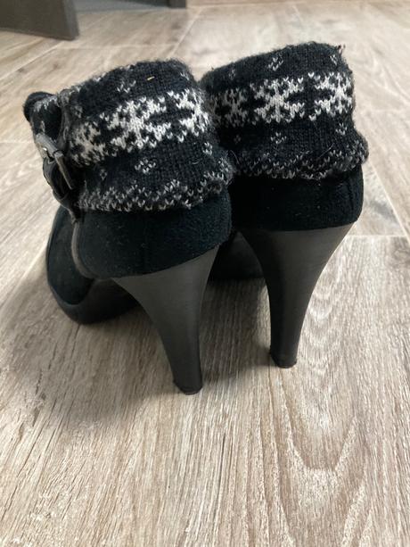 Čierne topánky na podpädku, graceland,38