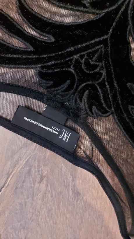 Nadherny cipkovany topik, m