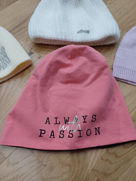 Dievčenské čiapky, 