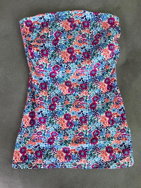 Kvetinove tričko bez rukávov, clockhouse,s