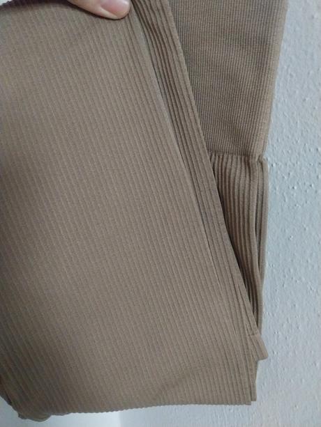 Leginy vrubkovane vysoký pas, l