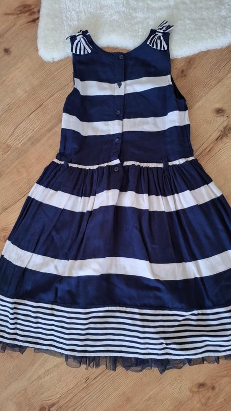 Úžasné šatičky so spodničkou, george,134