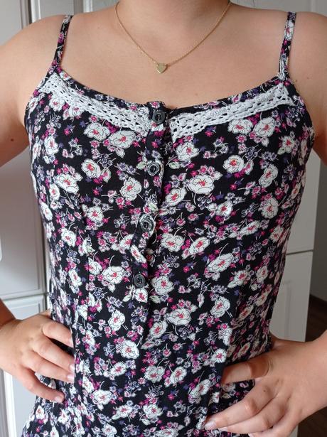 Krasny letny overal super stav 10-11 rokov, 146