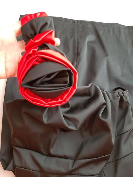 Saténové spoločenské šaty č.38, 38