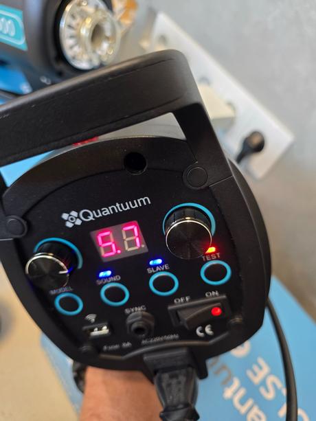 Quantuum studiove zablesky, 