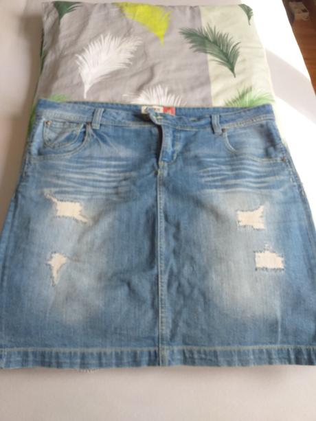 Damska riflova sukna, 46