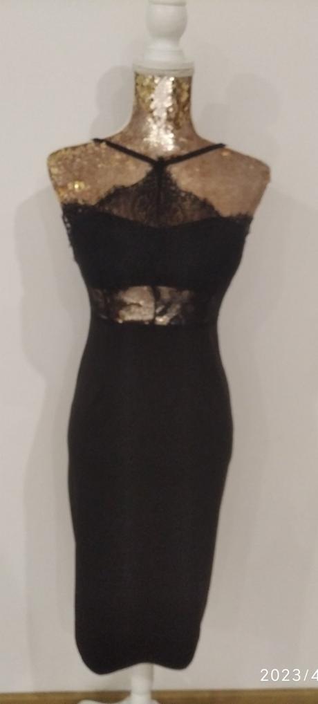 Cierne saty s čipkou, s