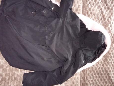 Zimná bunda s kozusinou, 152