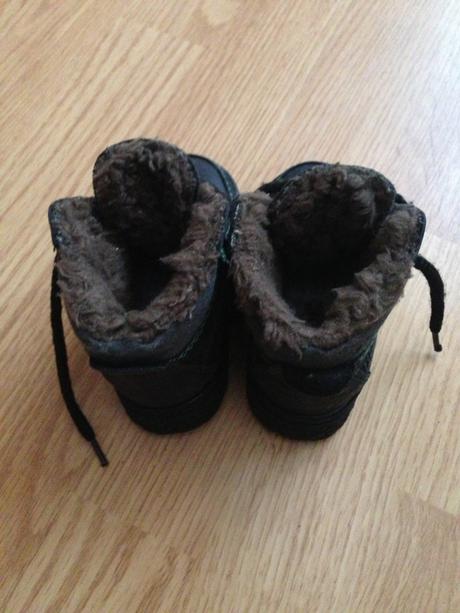 Zateplene topanky, 19