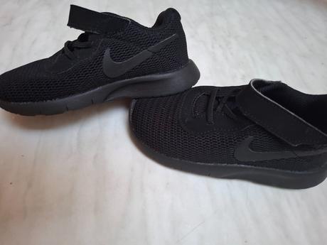 Botasky pre chlapcov  veľ.25, nike,25