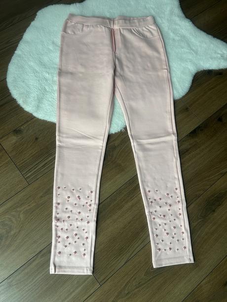 Leginy s goralkami, l