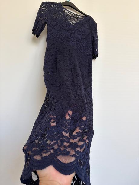 Cipkovane tmavomodre midi saty v style dolce 36, f&f,36