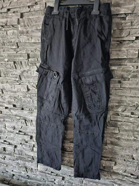 Chlapčenské kapsáče, 158