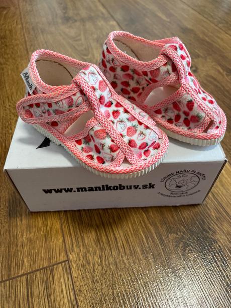 Papučky manik, manik,18