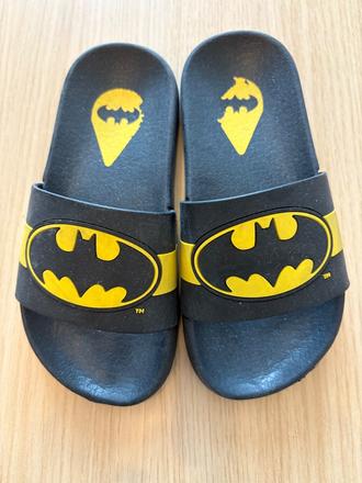 Slapky batman 30, 30