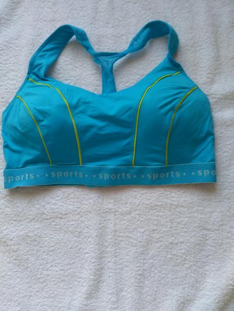 Športové podprsienky, s