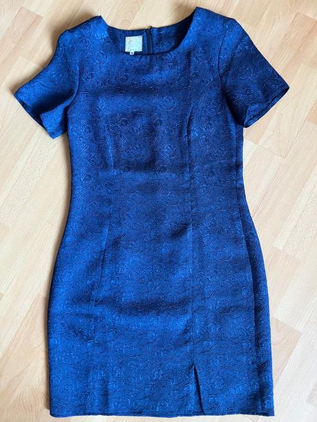 Spoločenské šaty, s