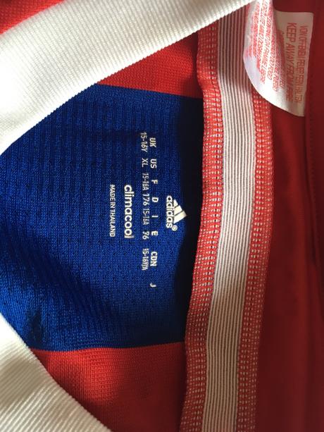 Dres + kratasy adidas, 