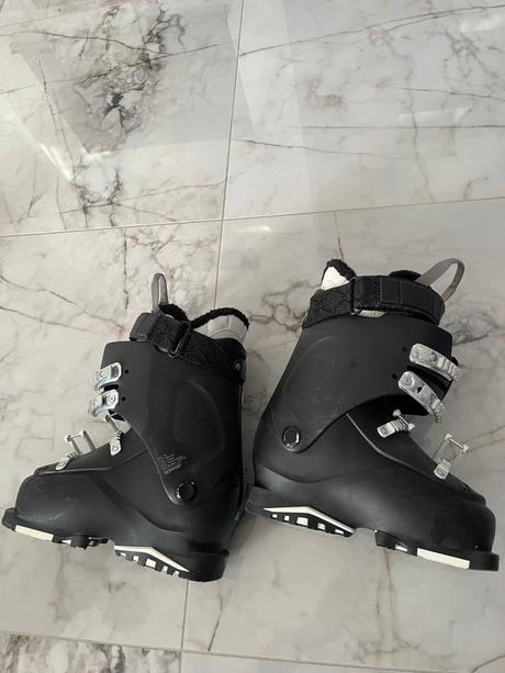 Lyžiarky, fischer,35