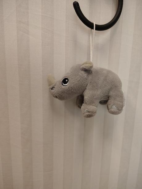 Plyšový nosorožec, kinder maxi ferrero, vud28, 