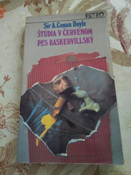 Štúdia v červenom, pes baskervillsky,