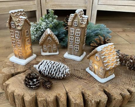 Led perníkový domček vyšší,