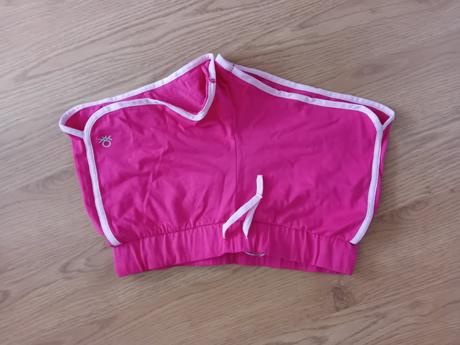 Kratasy nové, benetton,146