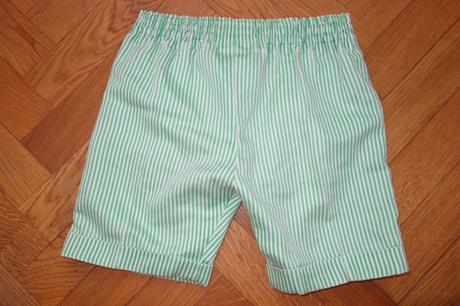 Pásikavé kraťasy, 128