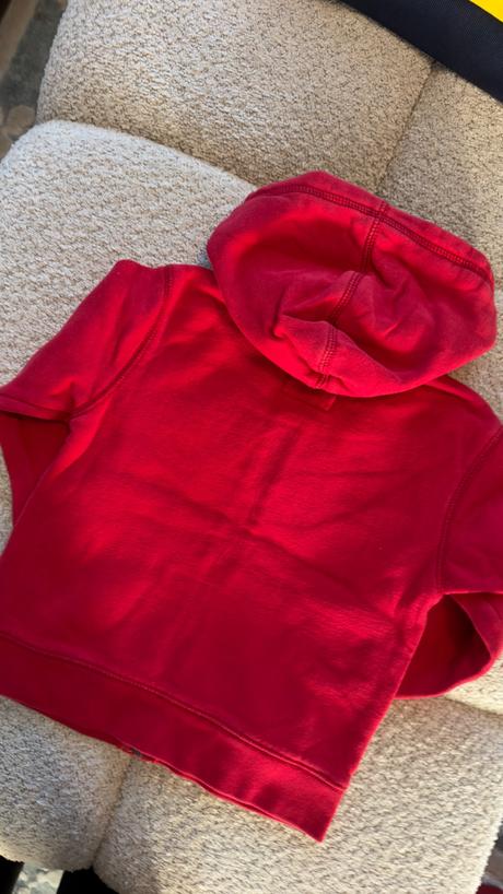 Mikinka, oshkosh,104