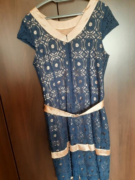 Spoločenské šaty, 46