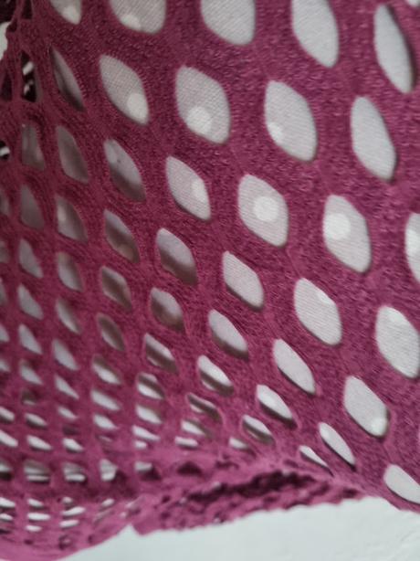 Bordový dierkovaný top 38, 38