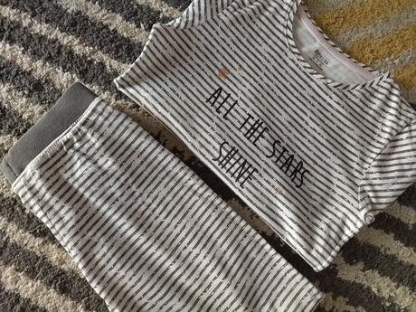 Pásikavé pyžamo, f&f,134