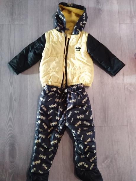 Kompletik veľmi pekný, 74