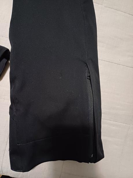 Úžasné lyžiarske  nohavice dainese awa, č.m, m