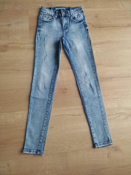 Úzke rifle denim, 26