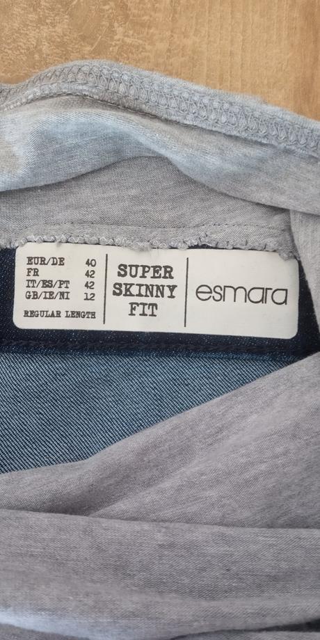 Tehotenské rifle, esmara,40