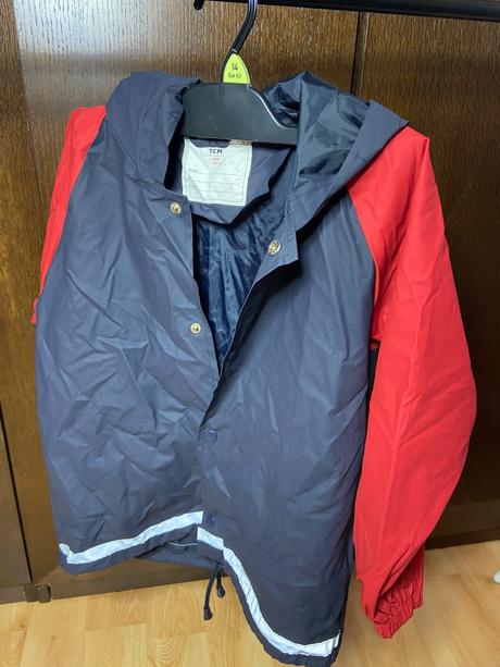 Krátky pršiplášť, 116