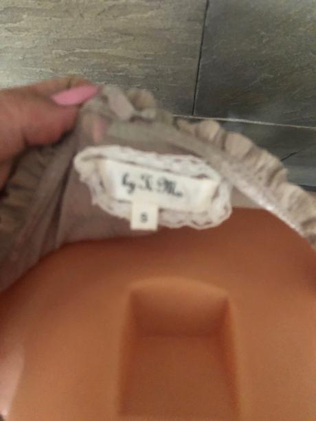 Krásne šaty s aj na plavky, s