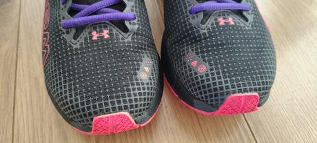 Ua bezecke tenisky 38,5, under armour,38