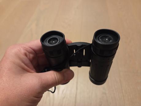Malý ďalekohľad, binocular 8x21, 131m/1000m,