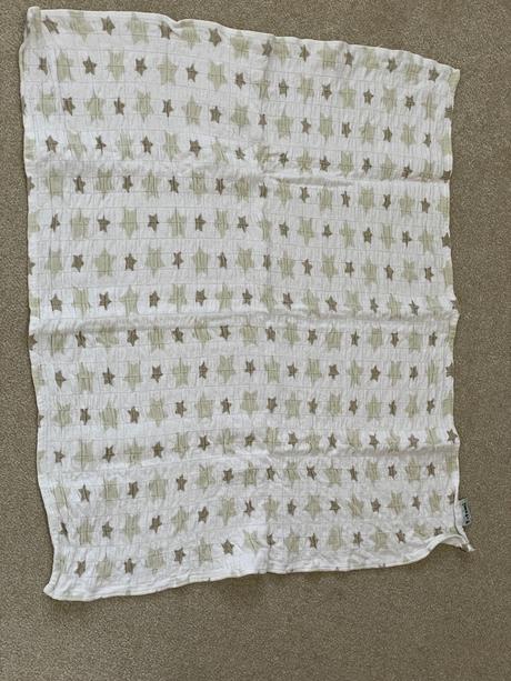 Veľká látková plienka, t-tomi