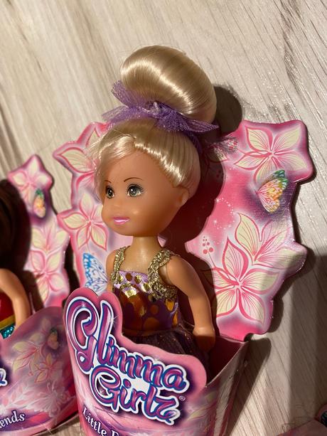 Krásna bábika glimma girlz little friends cena/kus,