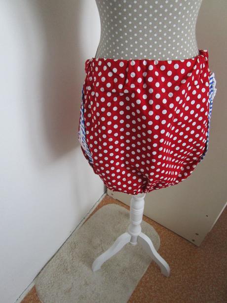 2917. moderná  sukňa, m