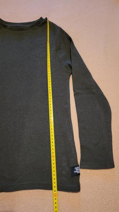 Svetrík velk. 140/146, f&f,140