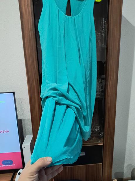 Krásne spoločenské voľne šaty, xl