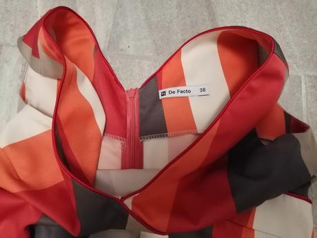 Luxus šaty defacto,v36,jemný elast. polyester, s