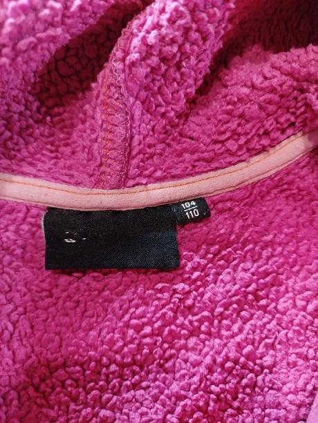 Teplučká mikina, 104